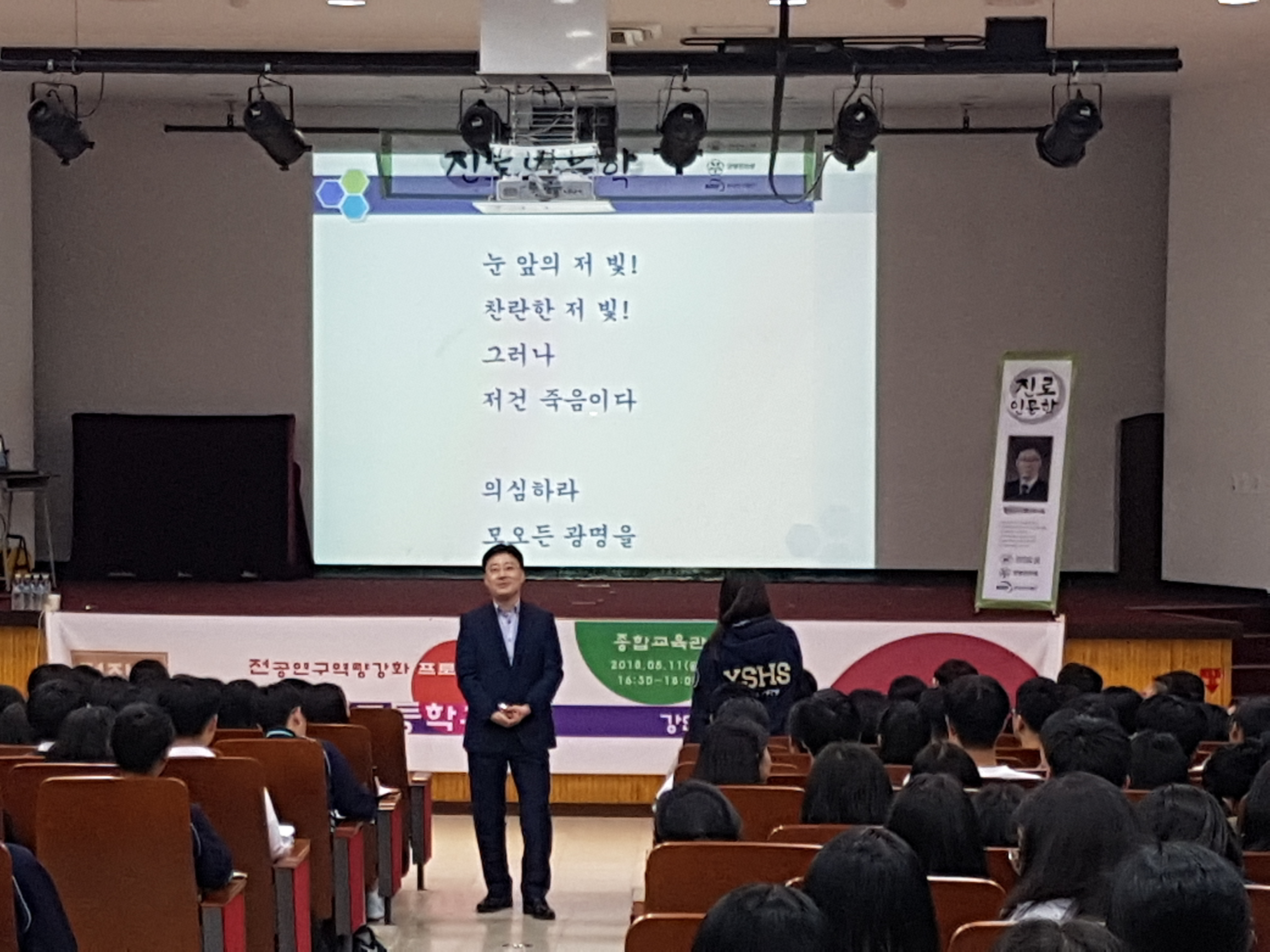 ���� ����