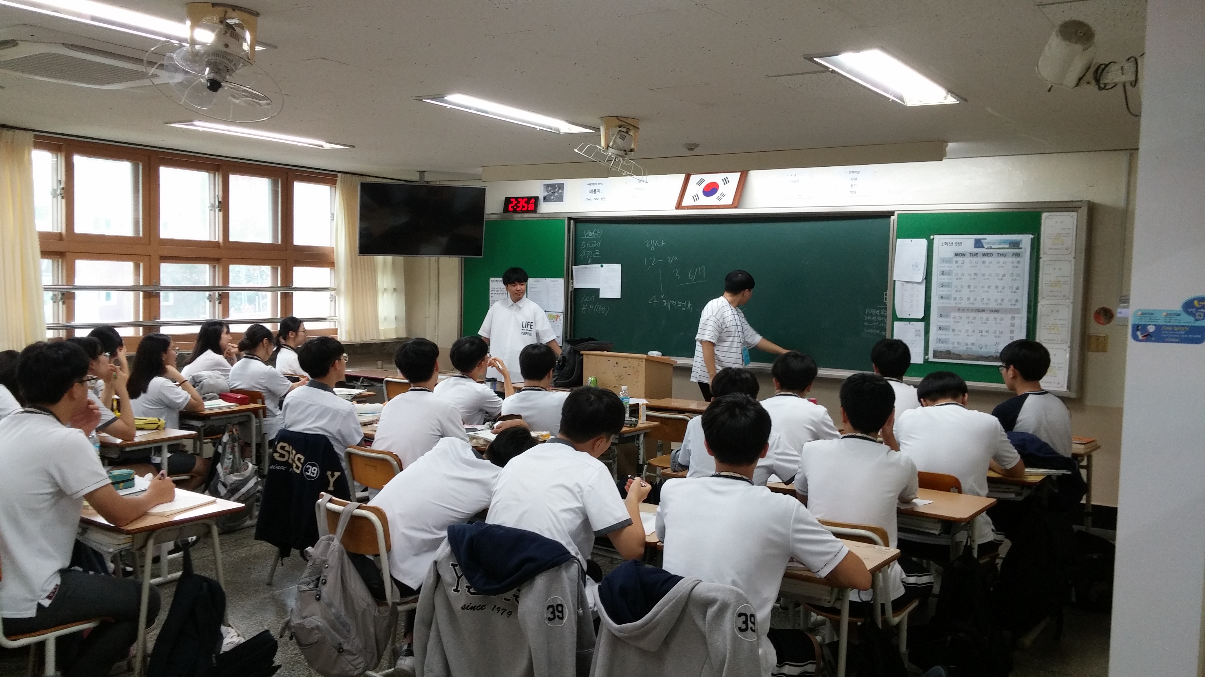 ���� ���