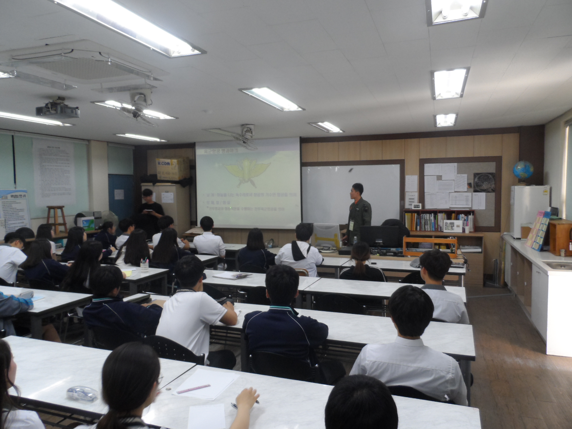 �װ�������